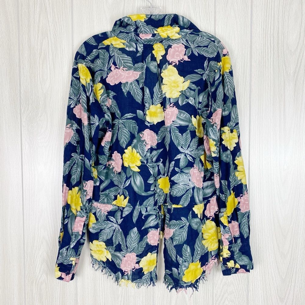 Umgee | Navy Blue Floral Button Down Long Sleeve Size Medium - Picture 2 of 13